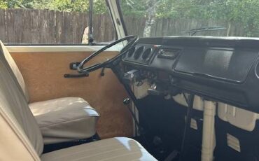 Volkswagen-westfalia-camper-1971-custom-3