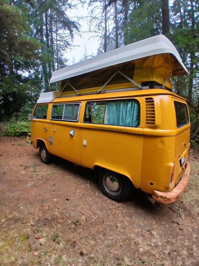 Volkswagon-camper-2-type-bus-1977-12
