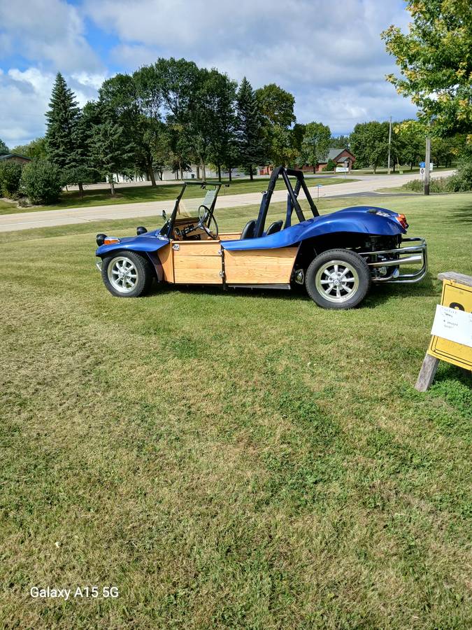 Volkswagon-dune-buggy-1968-blue-3