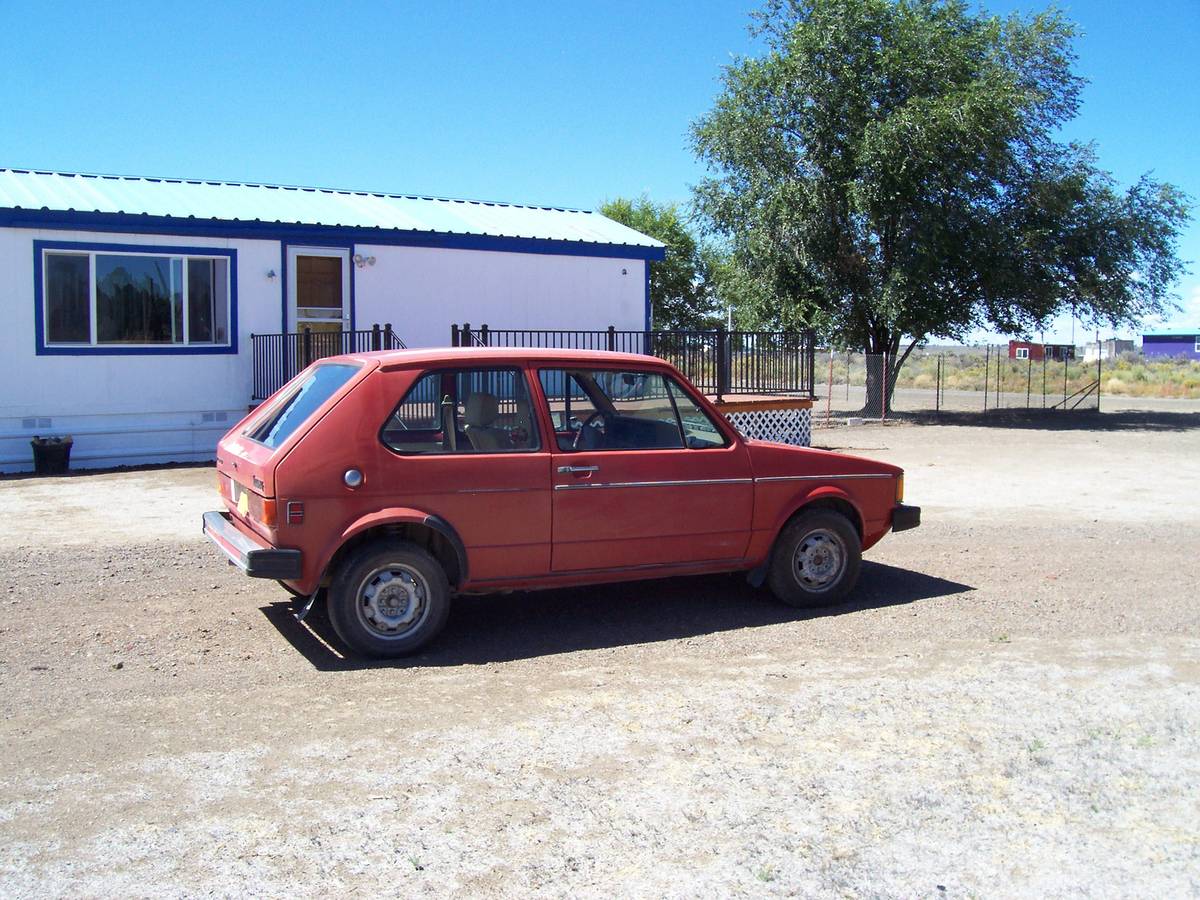 Volkswagon-rabbit-diesel-1984-red-1