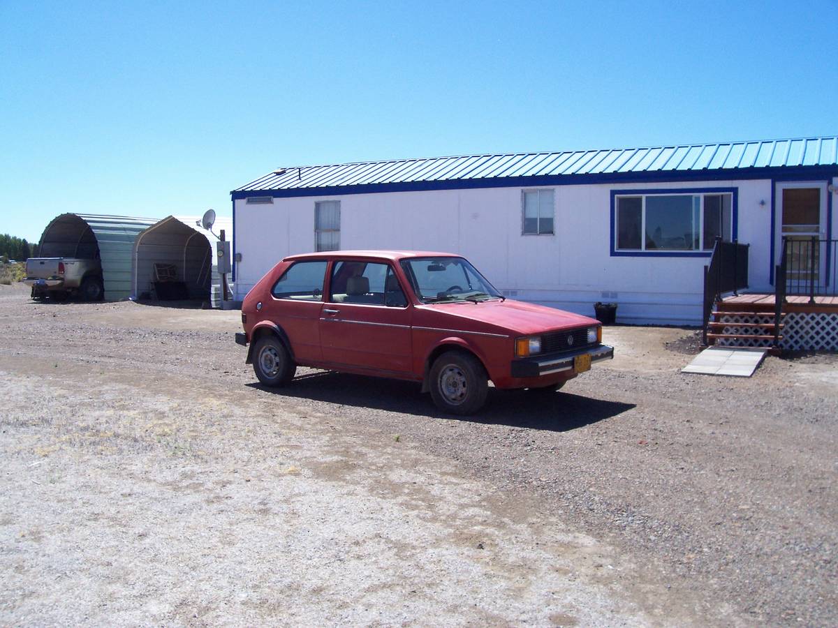 Volkswagon-rabbit-diesel-1984-red-2