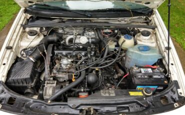 Volswagen-passat-diesel-1991-white-10