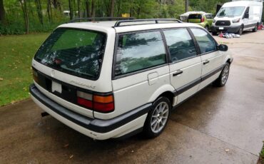 Volswagen-passat-diesel-1991-white-13