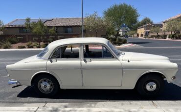 Volvo-122-S-1966-Sedan-10