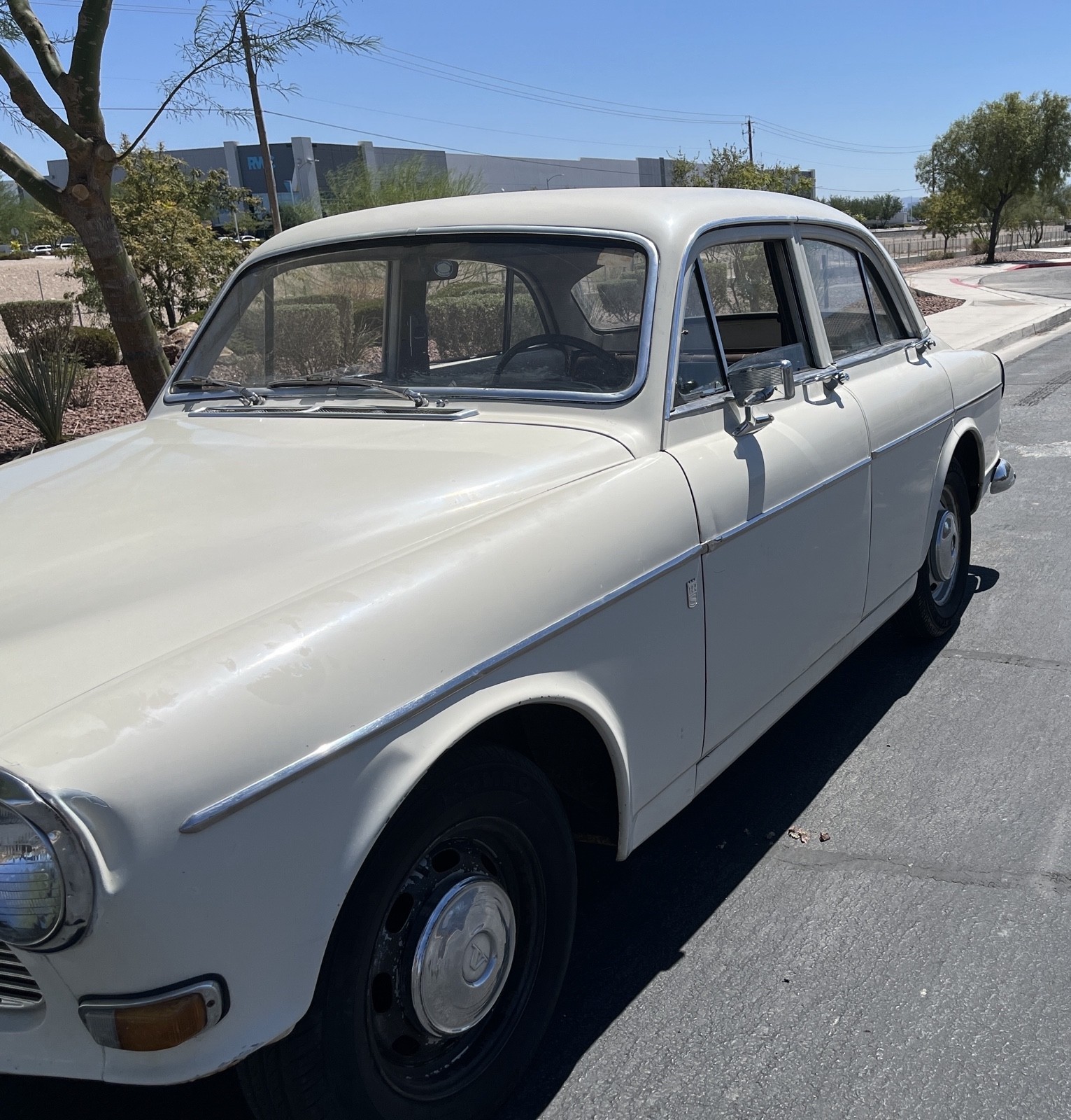 Volvo-122-S-1966-Sedan-11