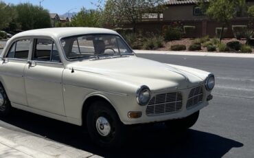 Volvo-122-S-1966-Sedan-3