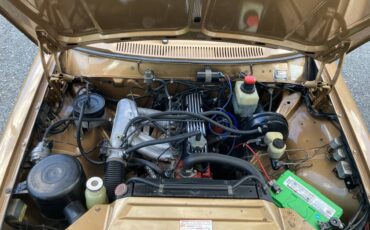 Volvo-142e-1971-custom-13