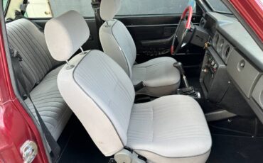 Volvo-142s-1974-12