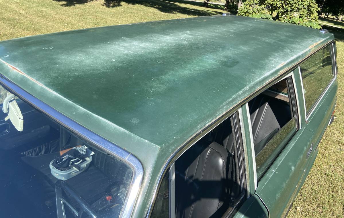 Volvo-145s-1972-green-6