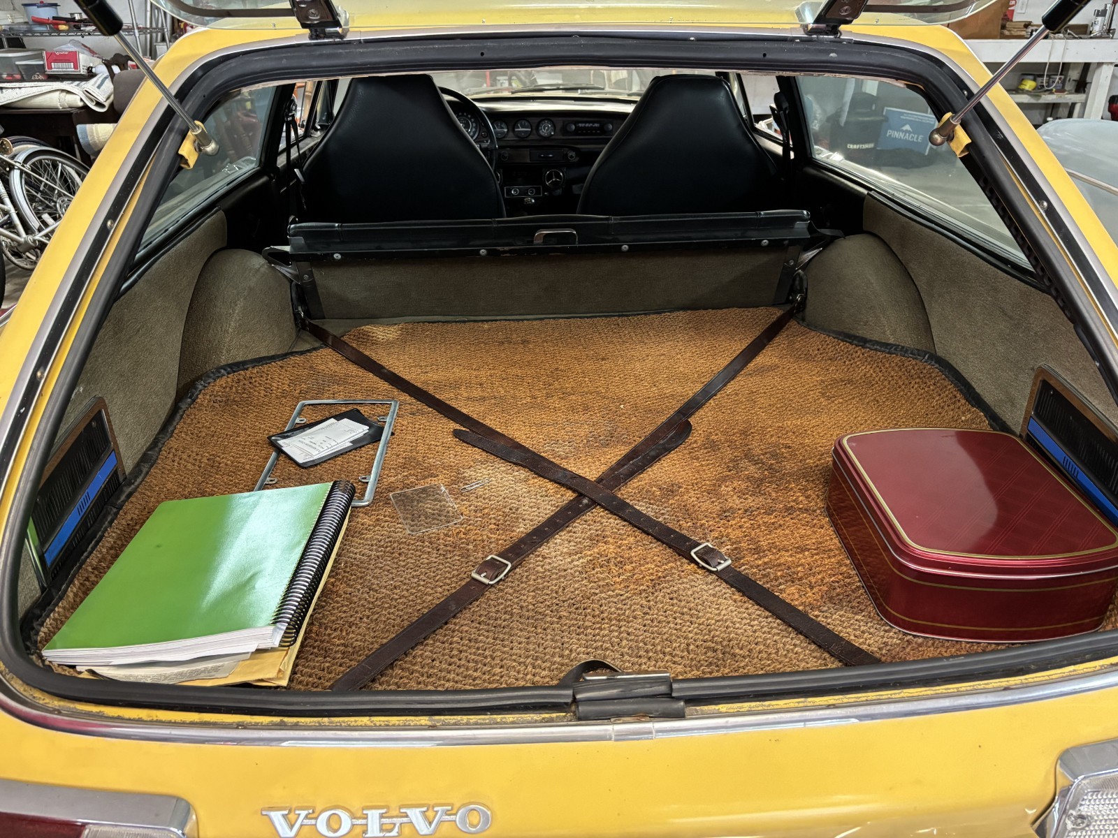Volvo-1800-1972-Wagon-19
