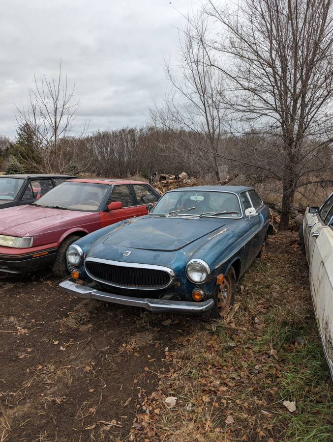 Volvo-1973-blue-2