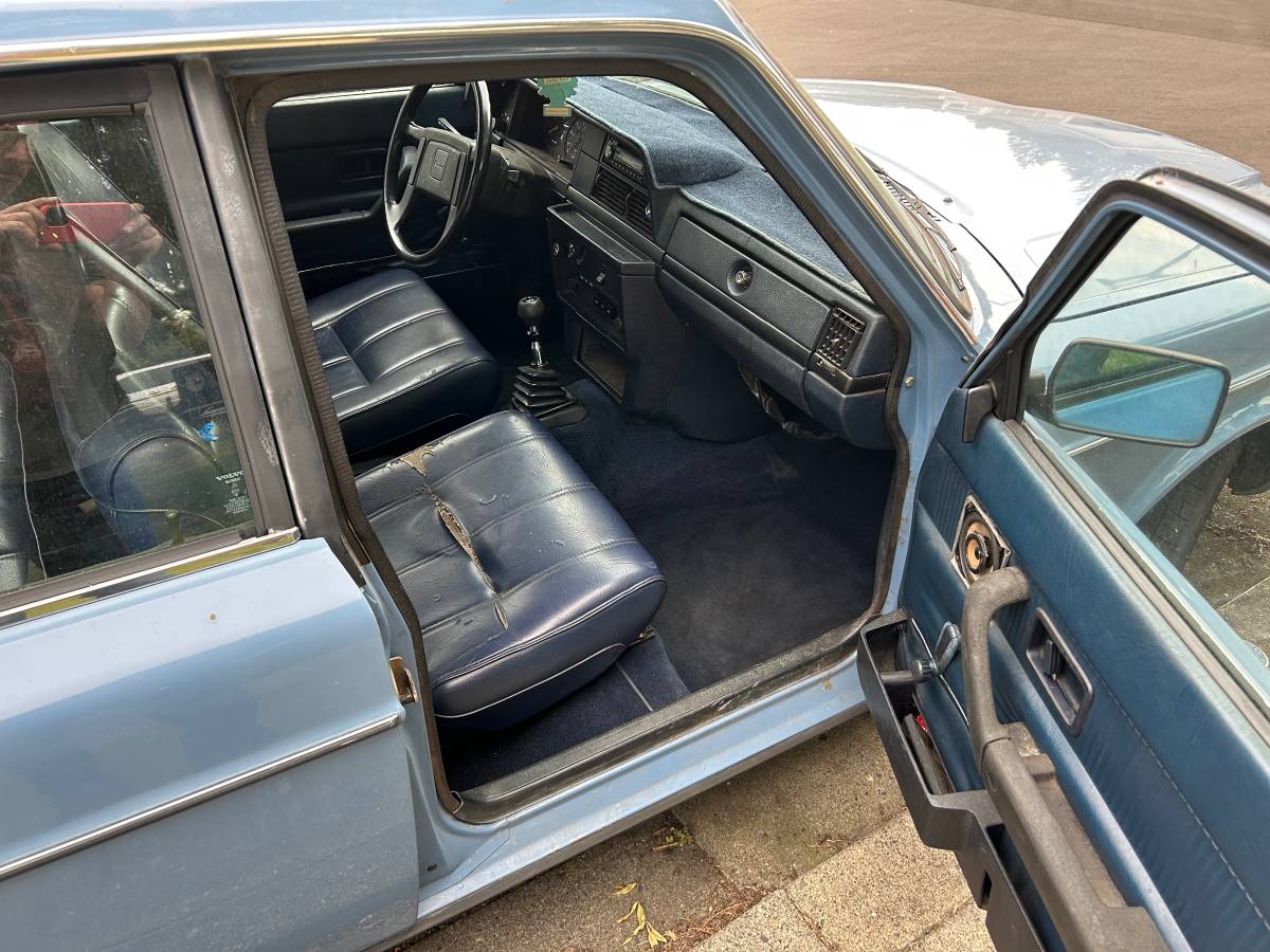 Volvo-1981-2