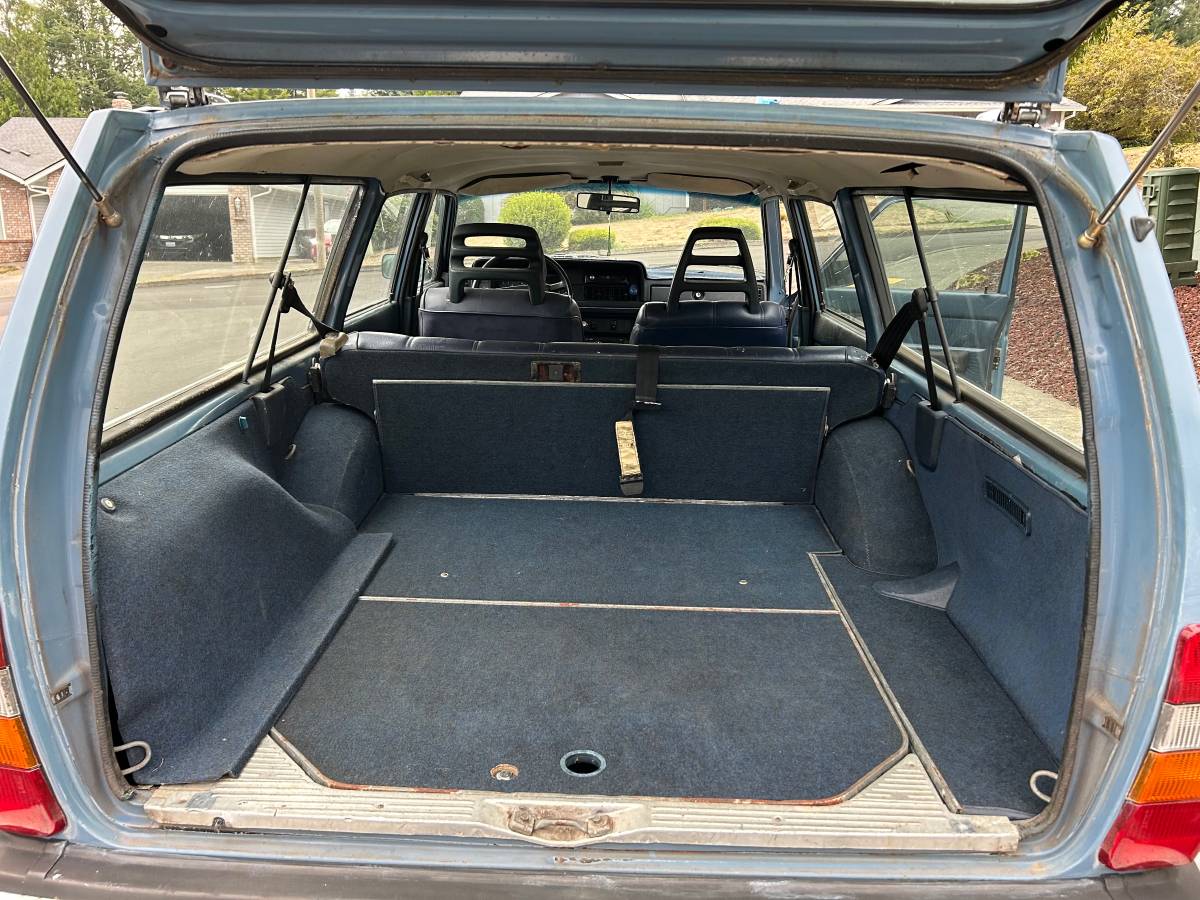Volvo-1981-5