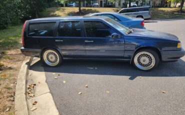 Volvo-1994-blue