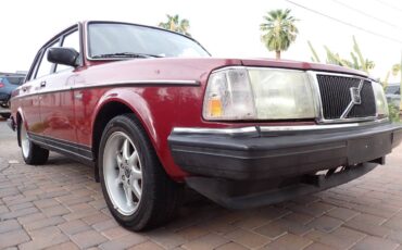 Volvo-240-1987-1