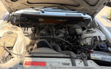 Volvo-240-1987-18