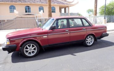 Volvo-240-1987-2