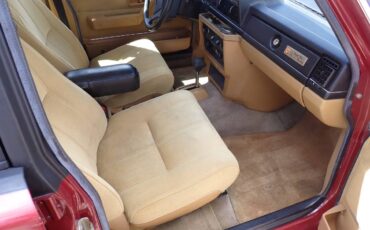 Volvo-240-1987-5