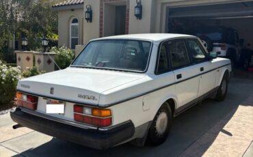 Volvo-240-1987-6