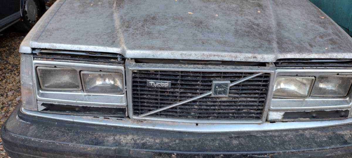 Volvo-240-1989-3