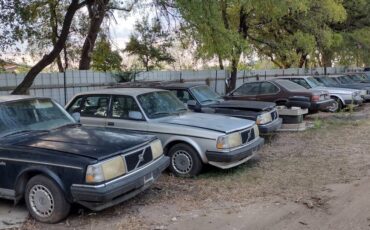 Volvo-240-1989-4