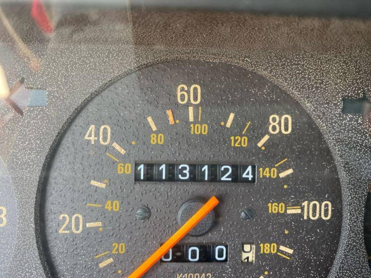 Volvo-240-1989-6