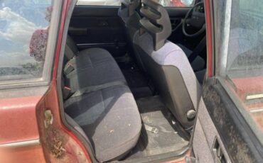 Volvo-240-1989-7