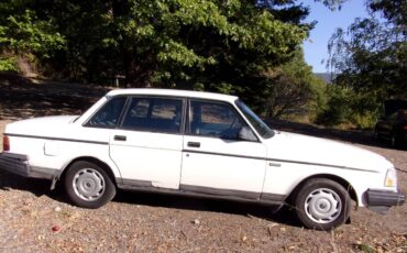Volvo-240-1991-5