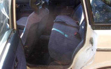 Volvo-240-1991-7