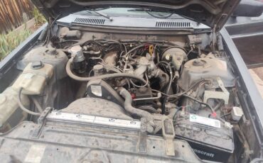 Volvo-240-1991-black-2