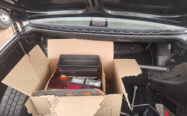 Volvo-240-1991-black-6