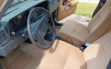 Volvo-240-1992-13
