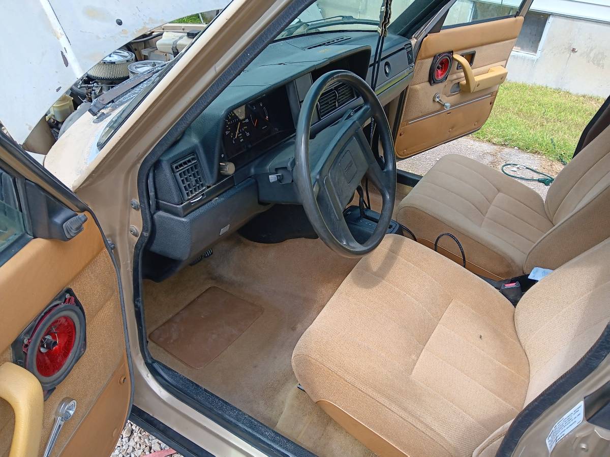 Volvo-240-1992-8