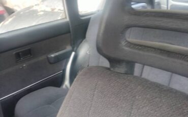 Volvo-240-wagon-1992-10