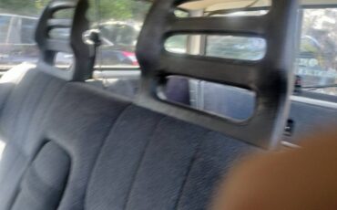 Volvo-240-wagon-1992