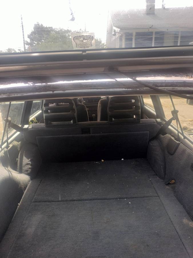 Volvo-240-wagon-1992-9
