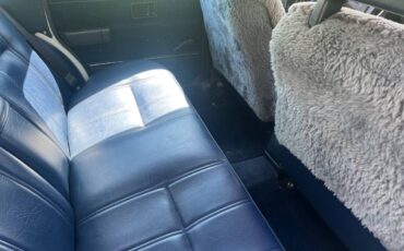 Volvo-245-1987-white-7