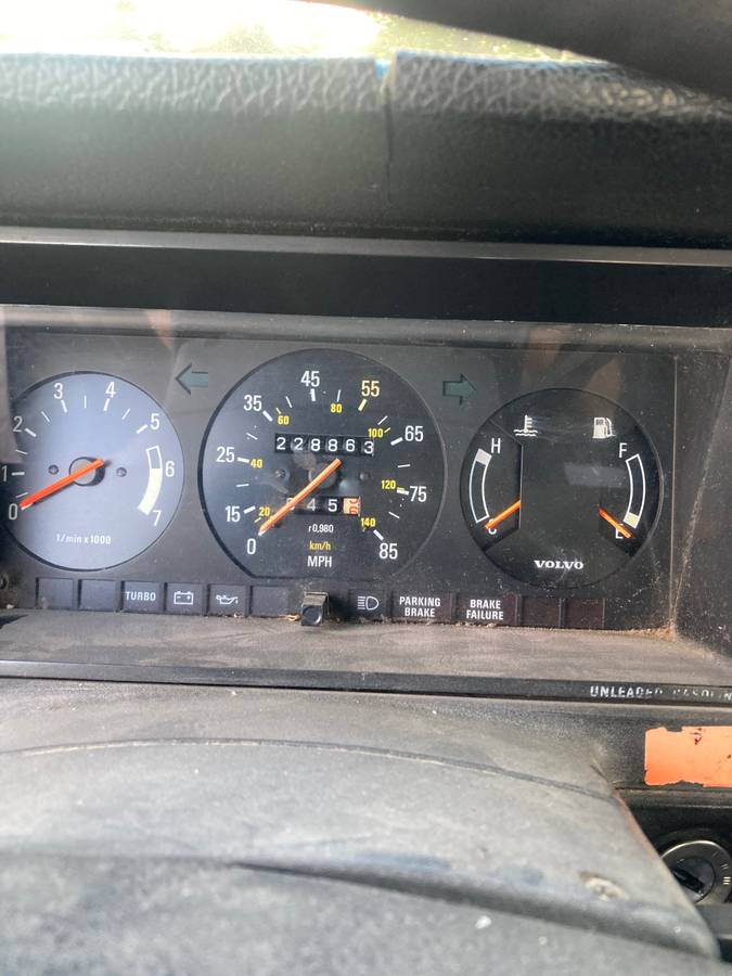 Volvo-44g-1983-3