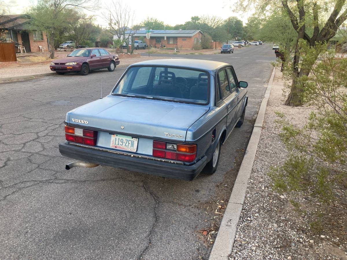 Volvo-44g-1983-4