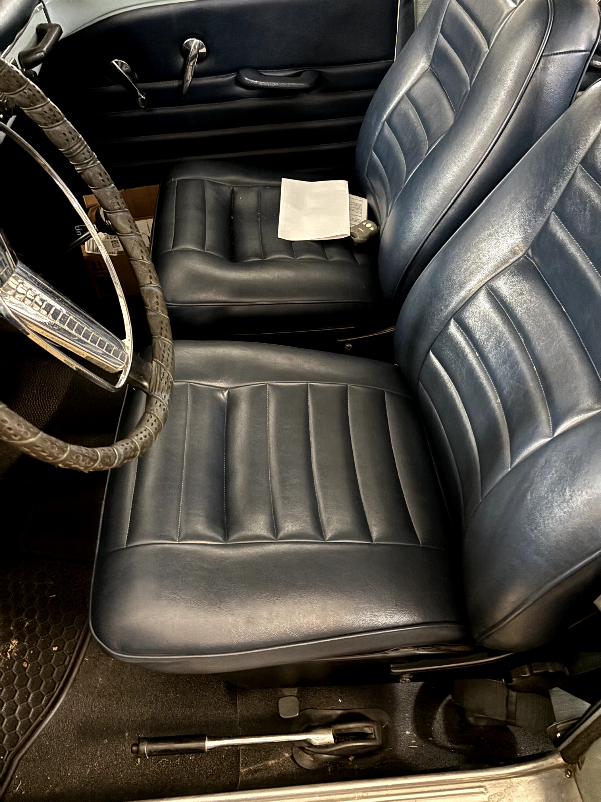 Volvo-4D-122S-1965-Sedan-12