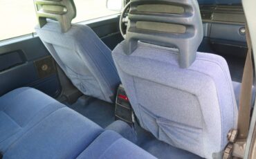 Volvo-740-series-1990-white-15