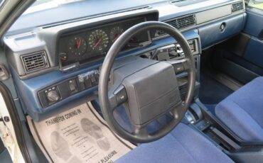 Volvo-740-series-1990-white-17