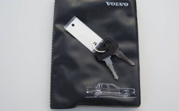 Volvo-740-series-1990-white-23