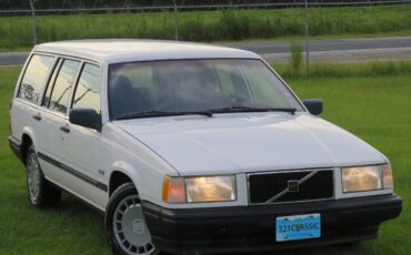 Volvo-740-series-1990-white