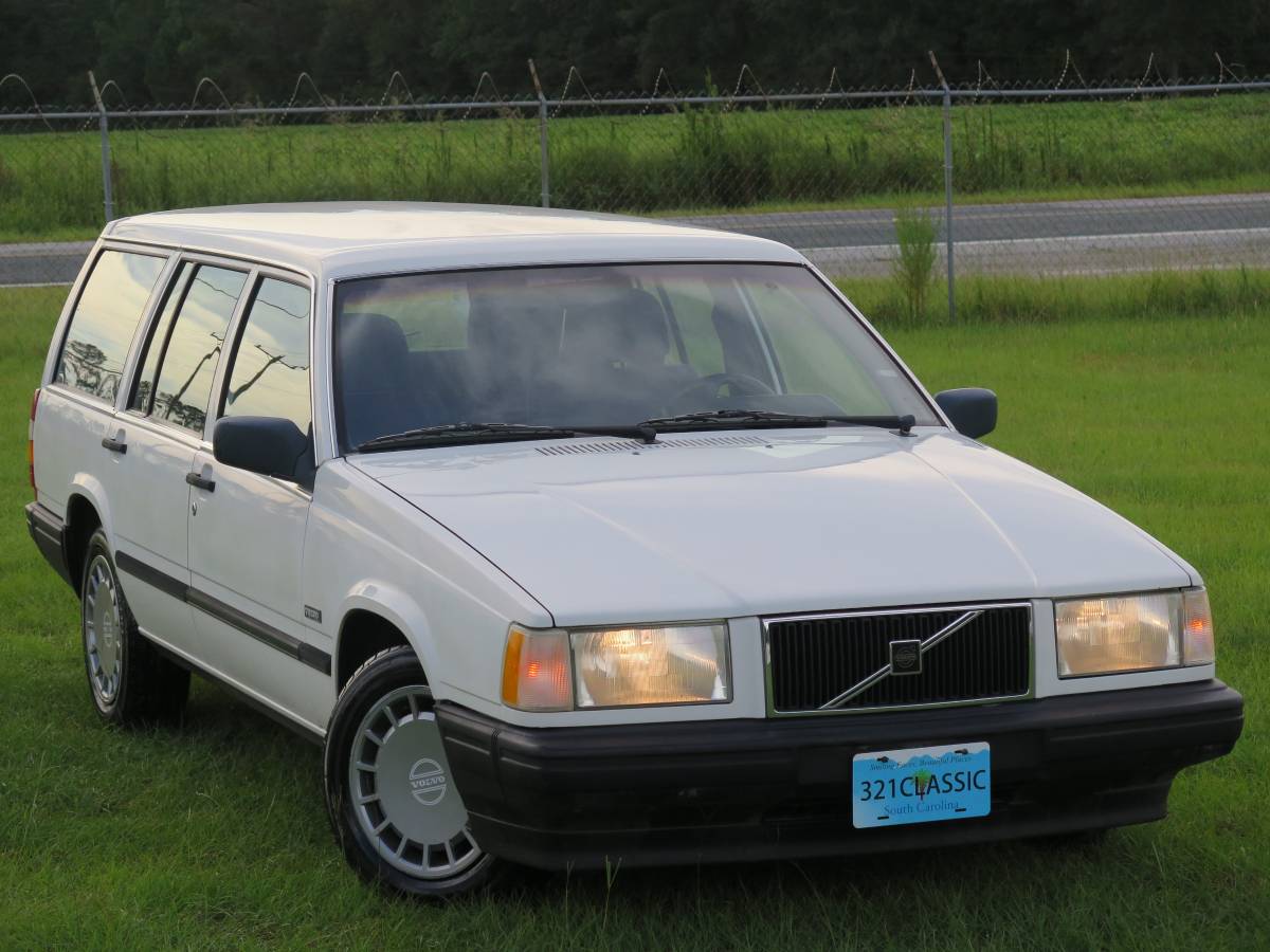 Volvo-740-series-1990-white
