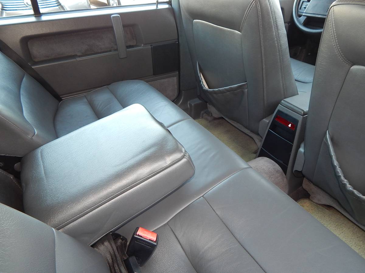Volvo-760-gle-1989-black-18