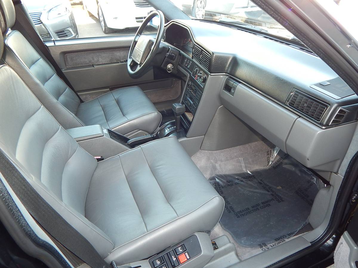 Volvo-760-gle-1989-black-19