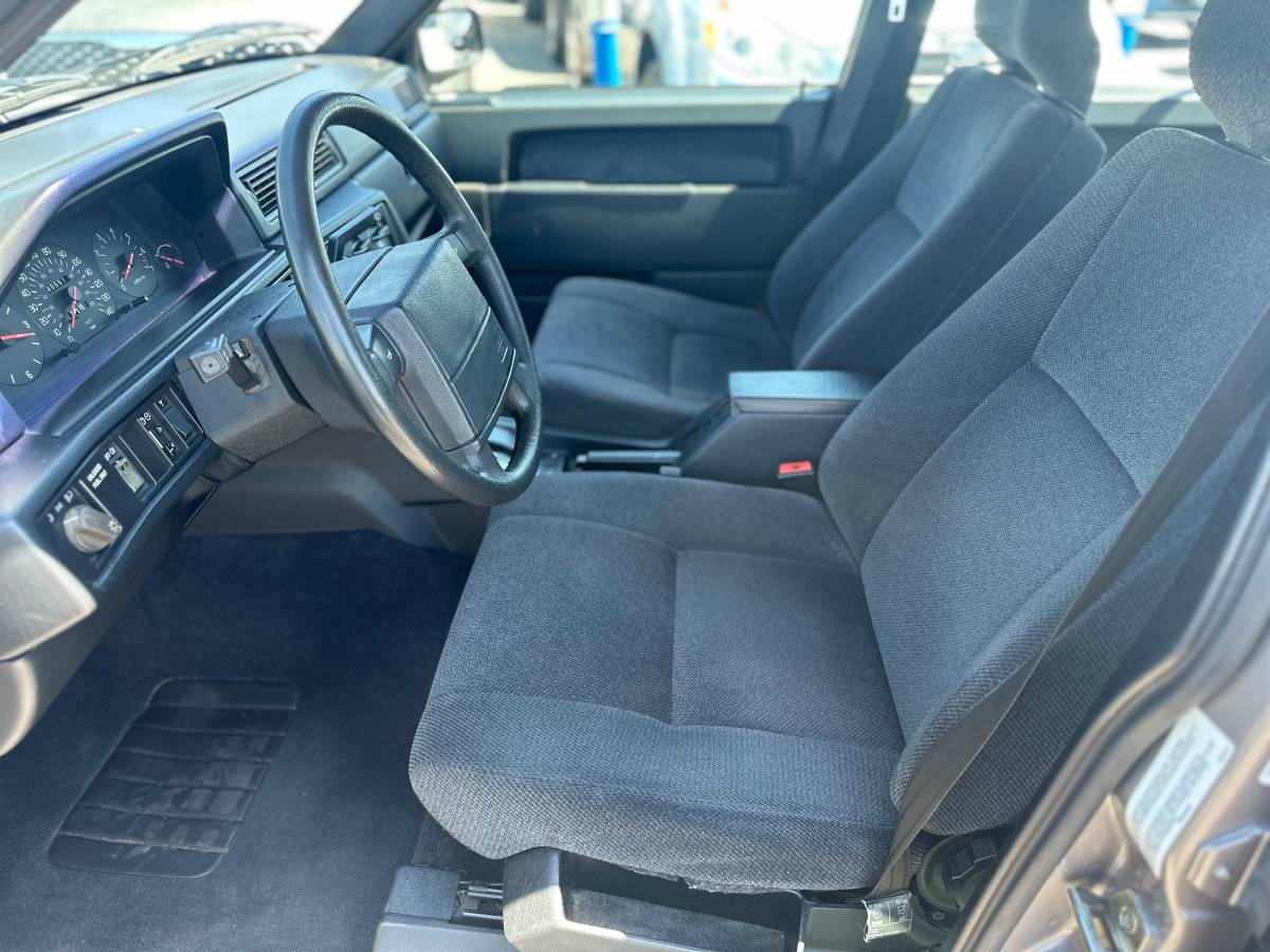 Volvo-940-gl-1992-grey-3