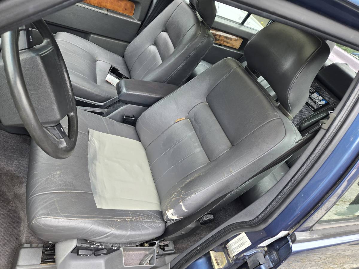 Volvo-940-series-1992-blue-11