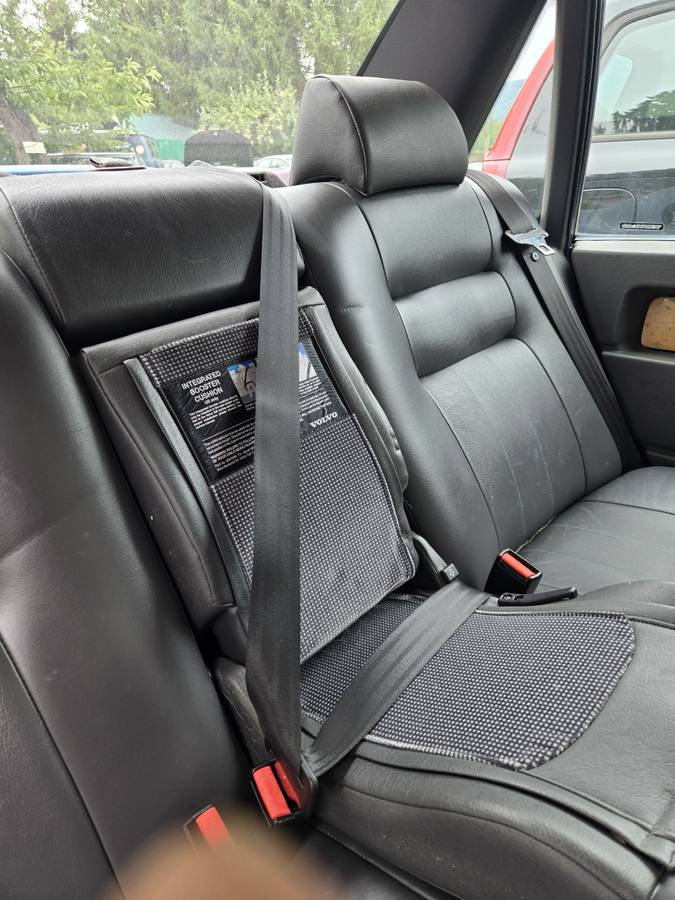 Volvo-940-series-1992-blue-15